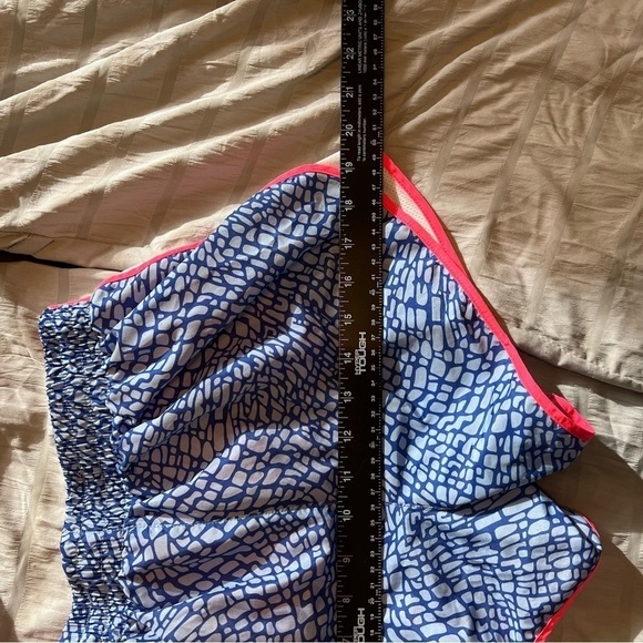 HIND WOMEN'S ATHLETIC SHORTS MEDIUM - Picture 9 of 9